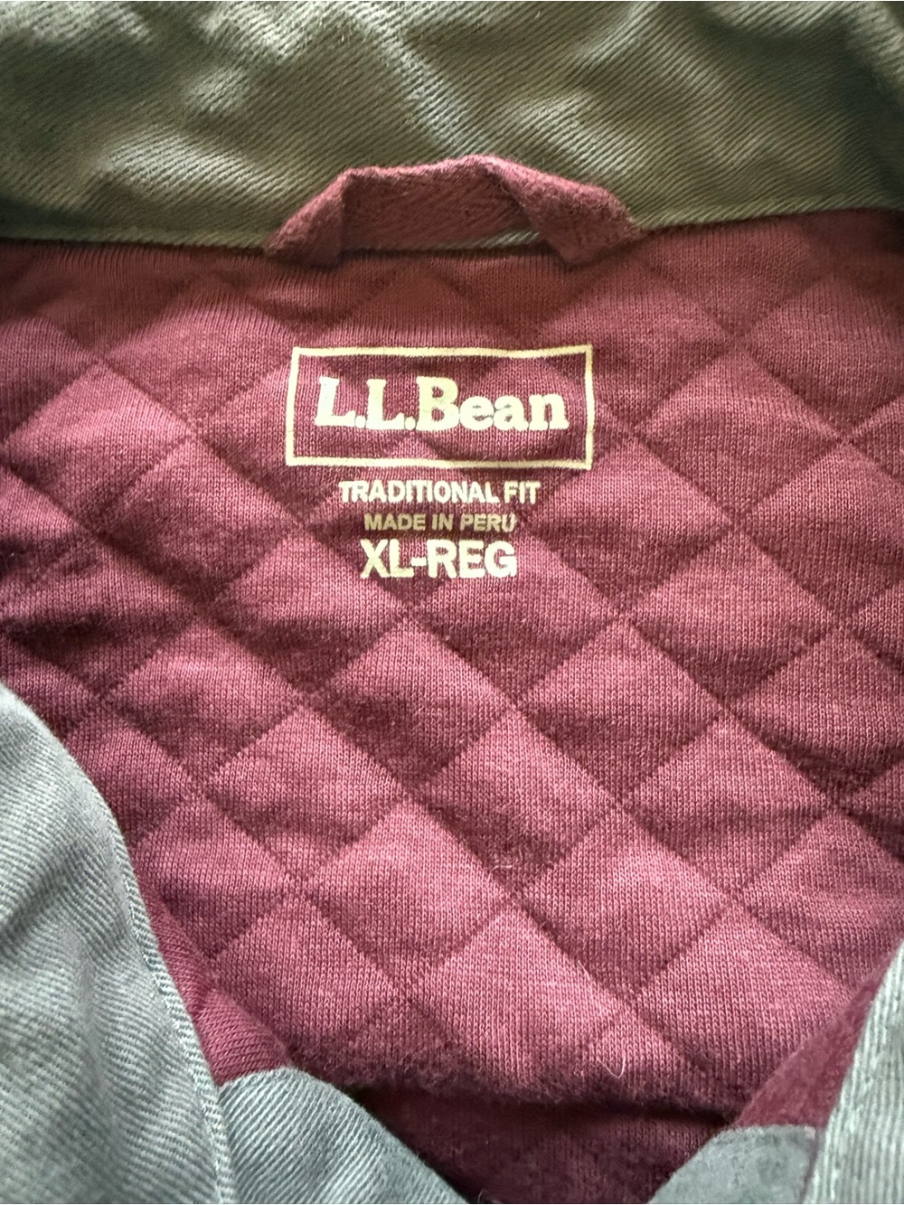 L.L. Bean Traditional Fit Quilted Snap Front Overshirt Burgundy Men’s XL Reg - Picture 3 of 9